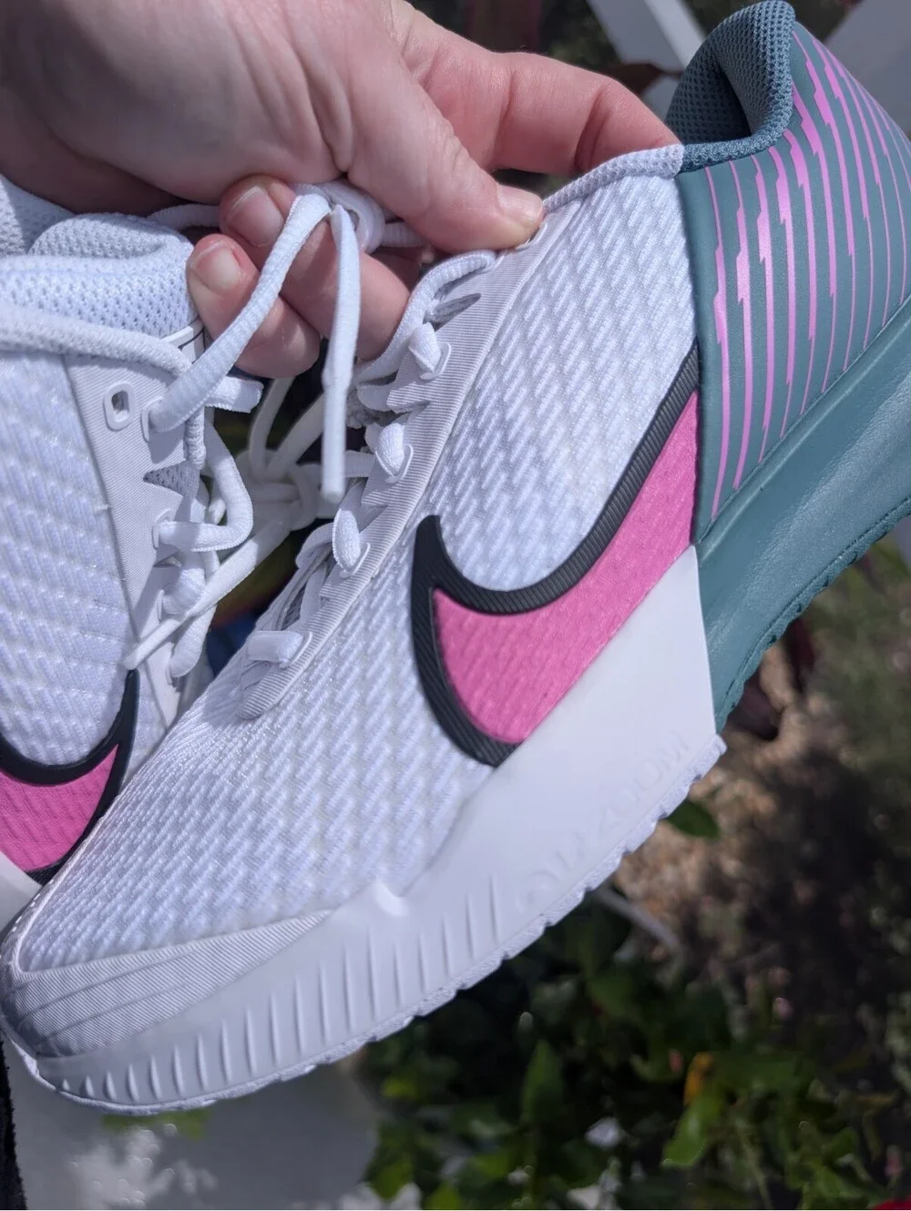 Nike Air Zoom Vapor Pro 2 Premium Hard Court Tennis Shoes Women's 9.5 Teal/Pink